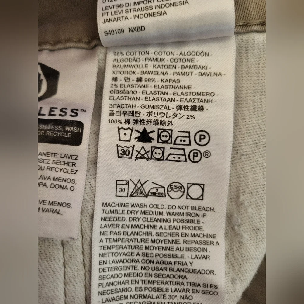 NWOT Levi's Tan Denim Jeans, Size 38 X 30 * Please See Notes - Picture 9 of 10